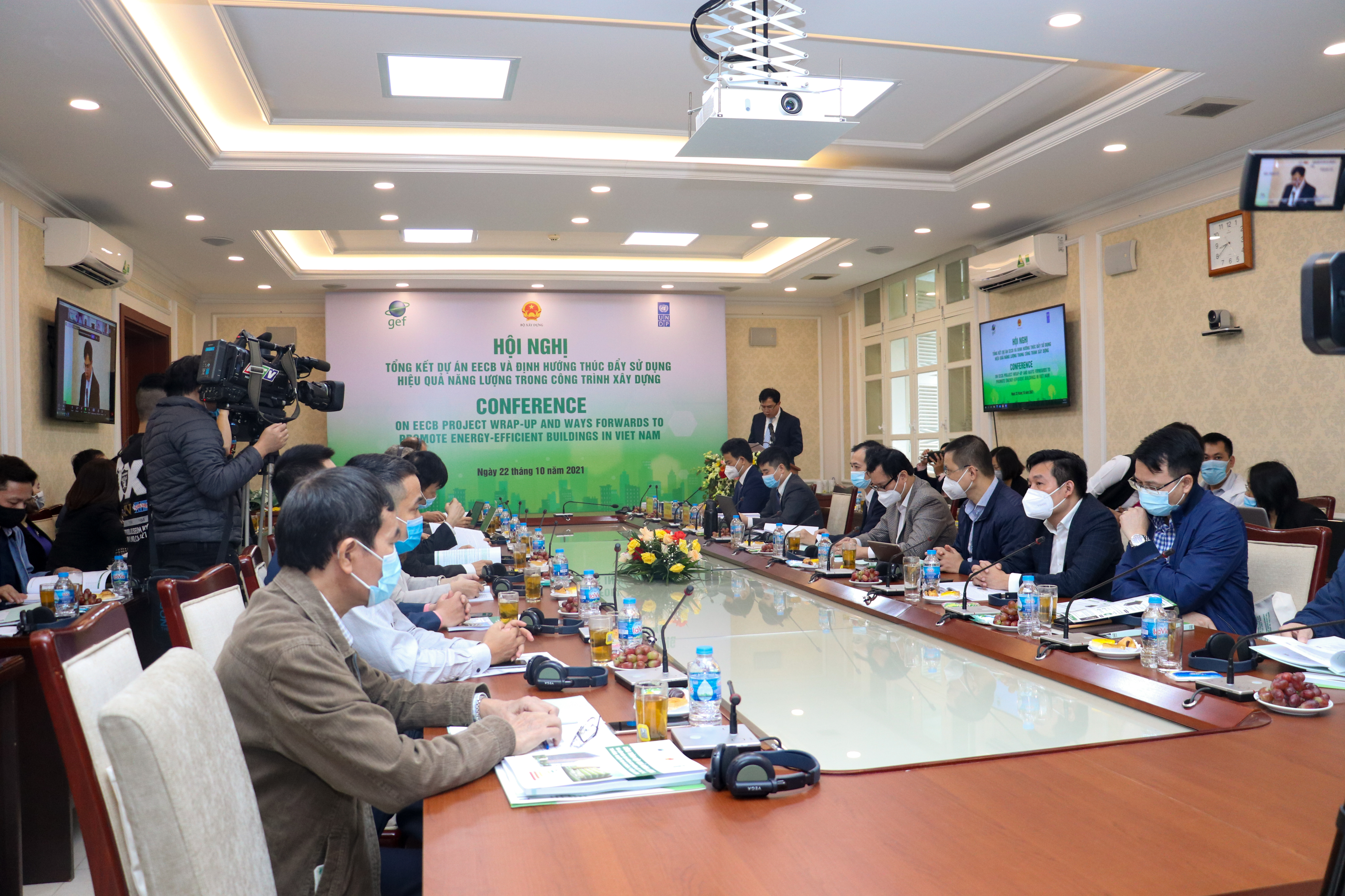 Thúc đẩy sử dụng năng lượng hiệu quả trong các công trình tòa nhà cao tầng