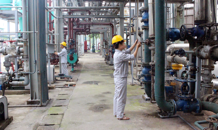 Công ty CP Hóa chất Việt Trì triển khai nhiều giải pháp tiết kiệm năng lượng, tối ưu sản xuất