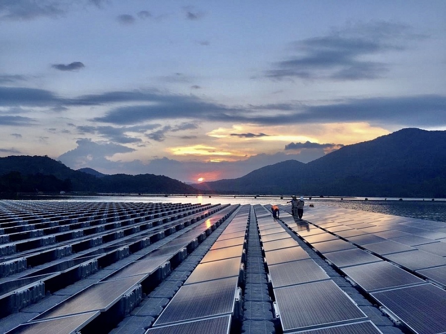 Làm chủ công nghệ trong ngành năng lượng