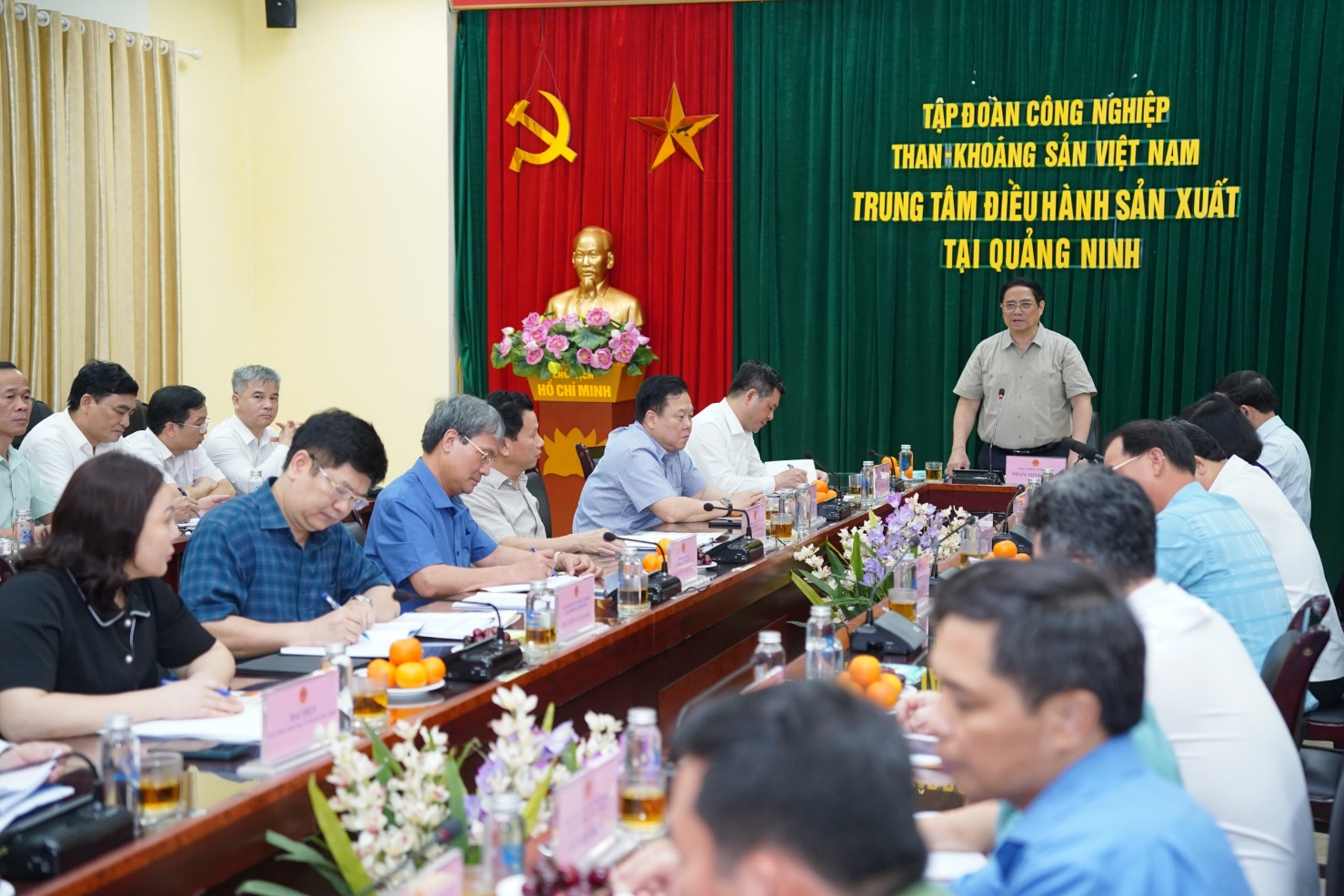 Khắc phục mọi khó khăn, đảm bảo cung ứng điện