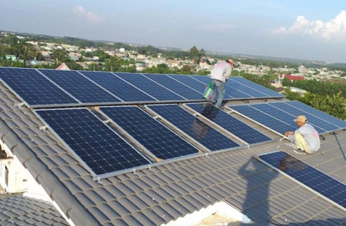 Điện mặt trời mái nhà: Bộ KH-ĐT nói cơ chế của Bộ Công thương chưa hấp dẫn